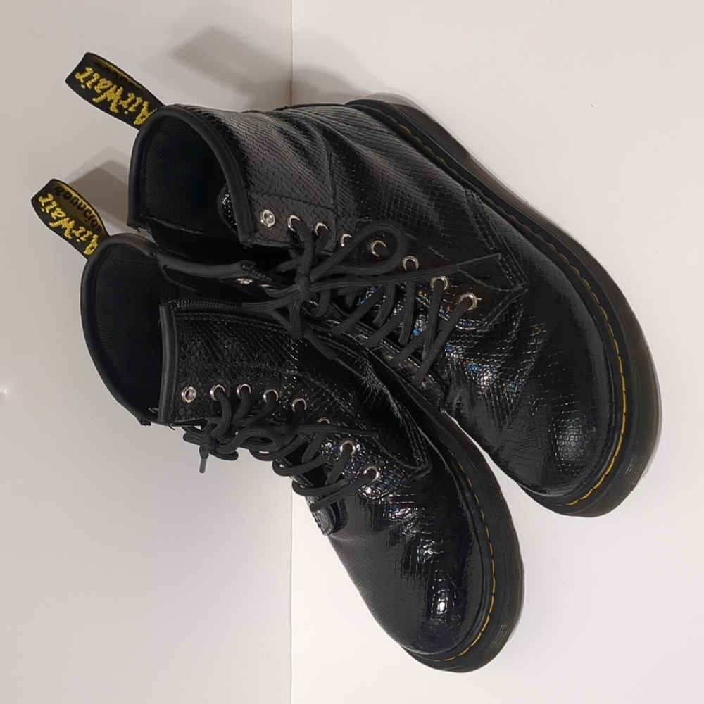 Dr. Martens 1460 REPTILE EMBOSS LACE UP BOOTS women Size 5 - Picture 3 of 12